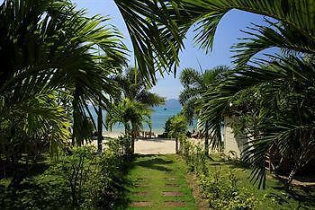Byg Grand Beach Front & Sea View @ Panwa Beach Esterno foto