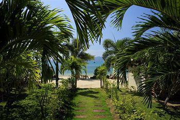 Byg Grand Beach Front & Sea View @ Panwa Beach Esterno foto